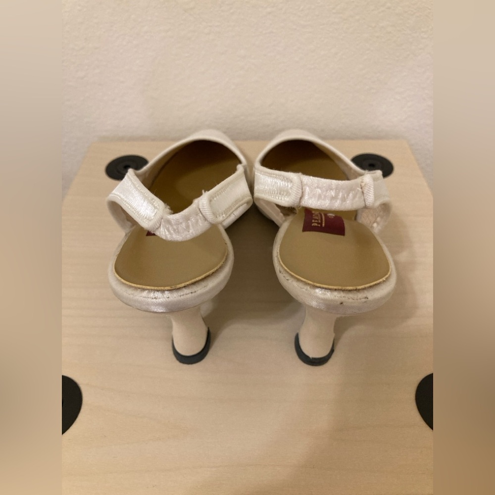 Peacocks Premier Ivory Slingback Heels - Picture 6 of 10